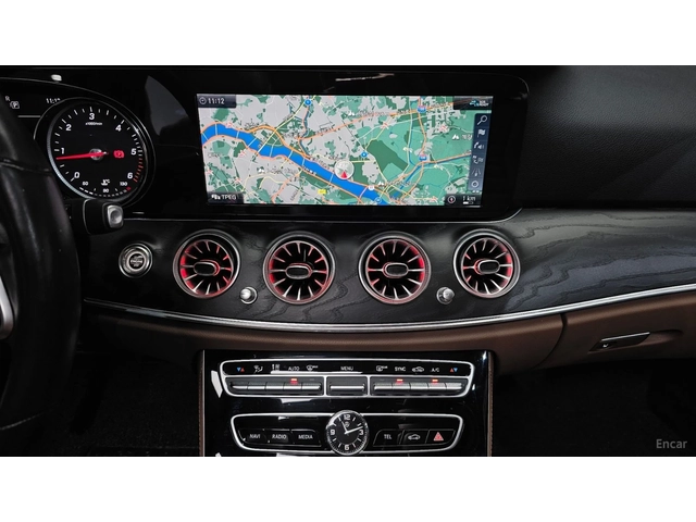Mercedes-Benz E 220 AVANGARDE* КОЖА* НАВИ* ПАНО - автомобили, коли, обяви за нови и употребявани 11