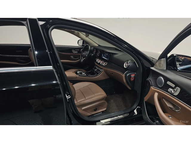 Mercedes-Benz E 220 AVANGARDE* КОЖА* НАВИ* ПАНО - автомобили, коли, обяви за нови и употребявани 8
