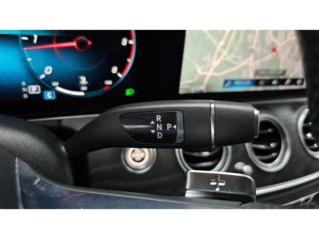Mercedes-Benz E 220 4MATIC/AMG-LINE/360CAMERA/SUNROOF/BURMESTER - автомобили, коли, обяви за нови и употребявани 10
