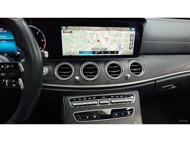 Mercedes-Benz E 220 4MATIC/AMG-LINE/360CAMERA/SUNROOF/BURMESTER - автомобили, коли, обяви за нови и употребявани 7