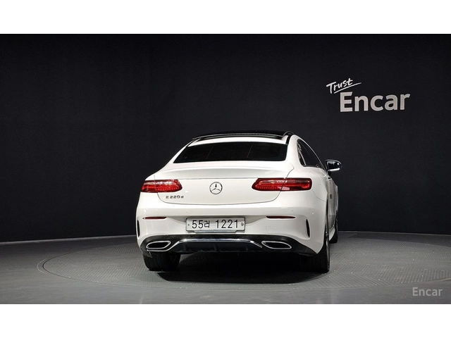 Mercedes-Benz E 220 d AMG PACK* DIGITAL* HEAD-UP* PANORAMA* ПОДГРЕВ* - автомобили, коли, обяви за нови и употребявани 3