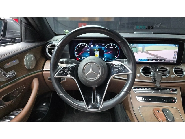 Mercedes-Benz E 220 360 КАМЕРА* BURMESTER* ПАМЕТ* ОБДУХВАНЕ* ПОДГРЕВ* - автомобили, коли, обяви за нови и употребявани 12