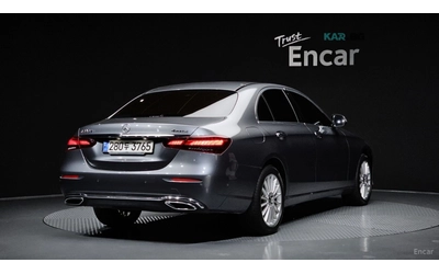 mercedes-benz-e-220 - 1