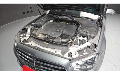 mercedes-benz-e-220 - 5
