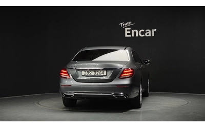 mercedes-benz-e-220 - 3