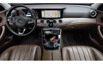 mercedes-benz-e-220 - 4