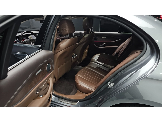 Mercedes-Benz E 220 E220d Exclusive - автомобили, коли, обяви за нови и употребявани 9