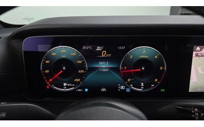 Mercedes-Benz E 220 4MATIC AMG Line - автомобили, коли, обяви за нови и употребявани 7