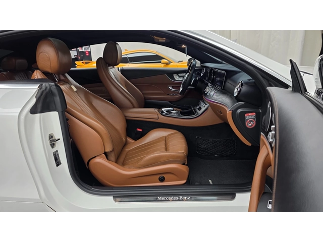Mercedes-Benz E 220 - автомобили, коли, обяви за нови и употребявани 10