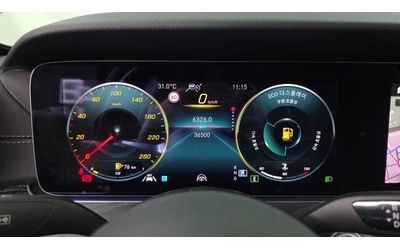 mercedes-benz-e-220 - 5