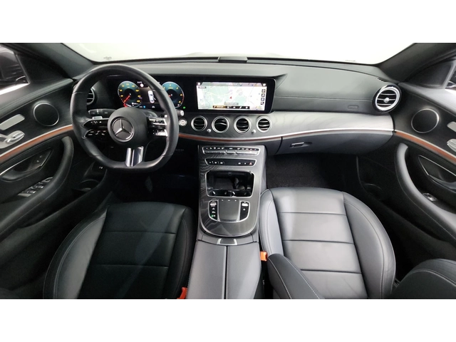 Mercedes-Benz E 220 4MATIC | AMG LINE | W213 | - автомобили, коли, обяви за нови и употребявани 4