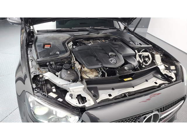 Mercedes-Benz E 220 4MATIC | AMG LINE | W213 | - автомобили, коли, обяви за нови и употребявани 9