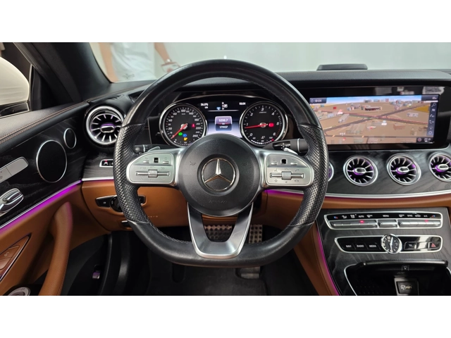 Mercedes-Benz E 220 - автомобили, коли, обяви за нови и употребявани 12