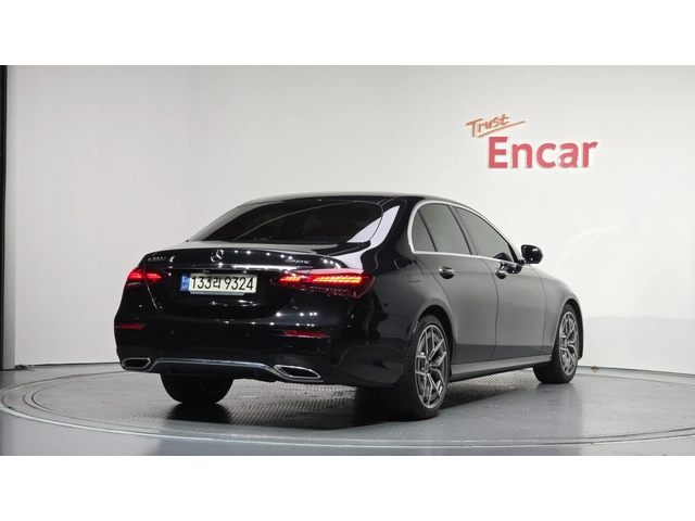 Mercedes-Benz E 220 4MATIC | AMG Line | HUD | 360 - автомобили, коли, обяви за нови и употребявани 1