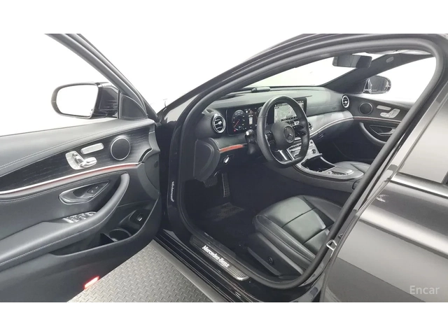 Mercedes-Benz E 220 4MATIC | AMG LINE | W213 | - автомобили, коли, обяви за нови и употребявани 2