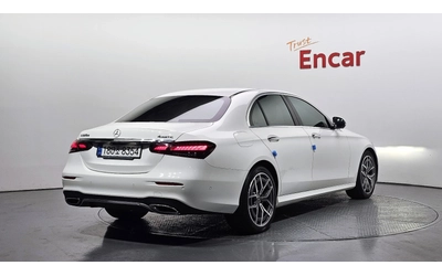 mercedes-benz-e-220 - 1