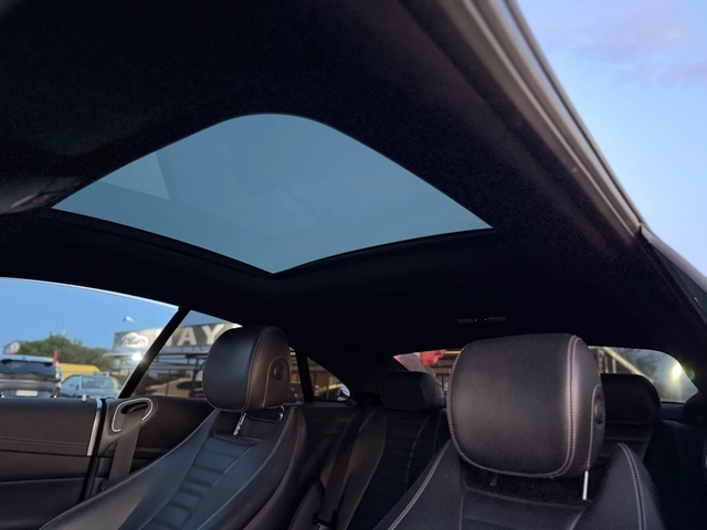 Mercedes-Benz E 220 d= Coupe= AMG= Distronic= HUD= Burmester= 360* Cam - автомобили, коли, обяви за нови и употребявани 13