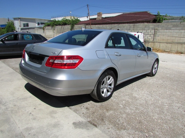 Mercedes-Benz E 220 CDI OM651924 - автомобили, коли, обяви за нови и употребявани 4