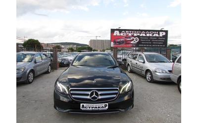 mercedes-benz-e-220 - 1