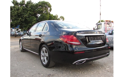 mercedes-benz-e-220 - 5