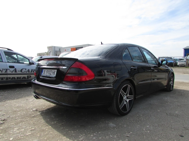 Mercedes-Benz E 220 CDI EVO AVANGARDE - автомобили, коли, обяви за нови и употребявани 4