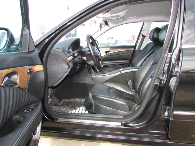 Mercedes-Benz E 220 CDI EVO AVANGARDE - автомобили, коли, обяви за нови и употребявани 7