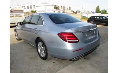 mercedes-benz-e-220 - 3