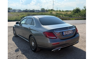 mercedes-benz-e-220 - 3