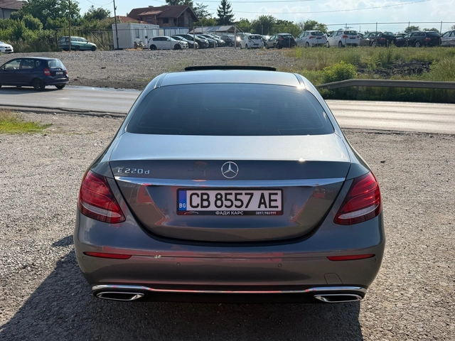 Mercedes-Benz E 220 ТОП* СОБСТВЕН ЛИЗИНГ - автомобили, коли, обяви за нови и употребявани 4