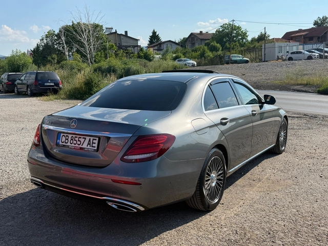 Mercedes-Benz E 220 ТОП* СОБСТВЕН ЛИЗИНГ - автомобили, коли, обяви за нови и употребявани 5