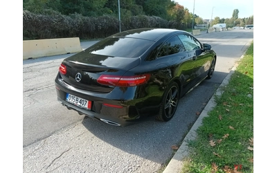 mercedes-benz-e-220 - 5