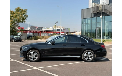 mercedes-benz-e-220 - 4