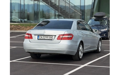 mercedes-benz-e-220 - 5