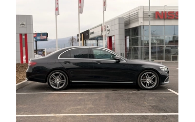 mercedes-benz-e-220 - 4