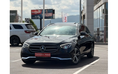 mercedes-benz-e-220 - 0