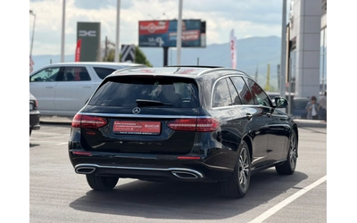 mercedes-benz-e-220 - 3