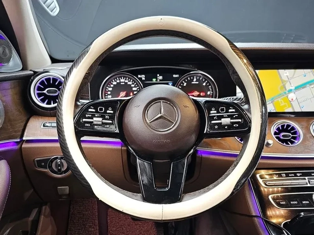 Mercedes-Benz E 220 D 4Matic Exclusive - САМО 30% АВАНС - автомобили, коли, обяви за нови и употребявани 12