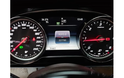 Mercedes-Benz E 220 D 4Matic Exclusive - САМО 30% АВАНС - автомобили, коли, обяви за нови и употребявани 7
