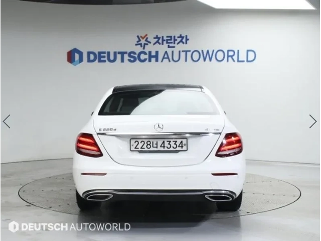 Mercedes-Benz E 220 D Exclusive - САМО 30% АВАНС - автомобили, коли, обяви за нови и употребявани 3