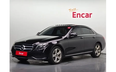 mercedes-benz-e-220 - 0