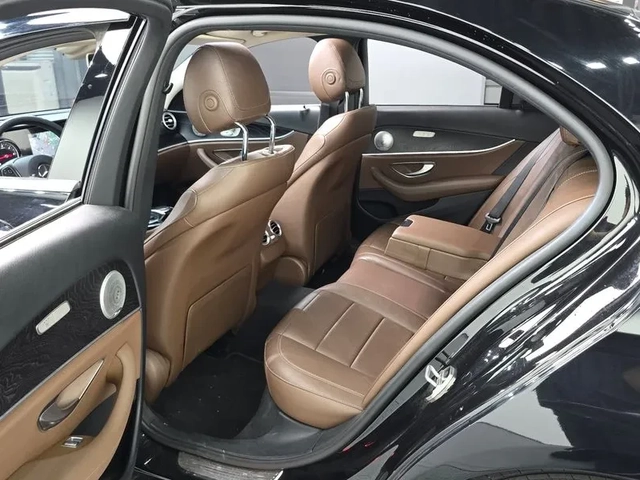 Mercedes-Benz E 220 D 4Matic - САМО 30% АВАНС - автомобили, коли, обяви за нови и употребявани 10
