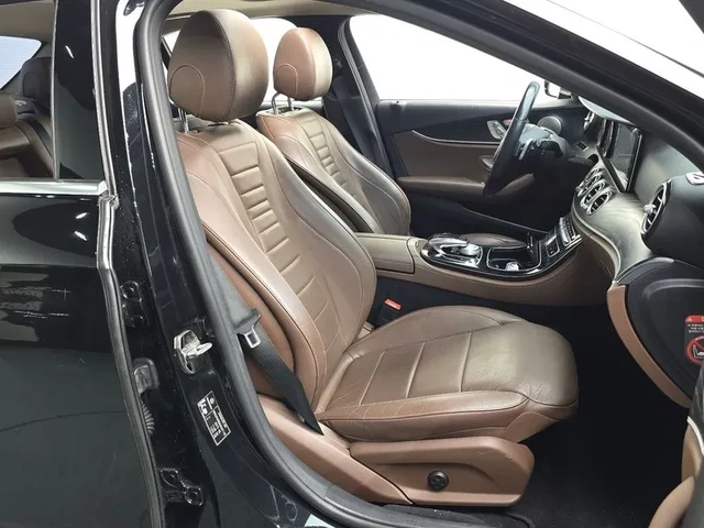 Mercedes-Benz E 220 D 4Matic - САМО 30% АВАНС - автомобили, коли, обяви за нови и употребявани 11