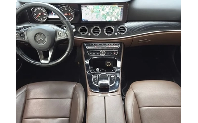 Mercedes-Benz E 220 D 4Matic - САМО 30% АВАНС - автомобили, коли, обяви за нови и употребявани 6