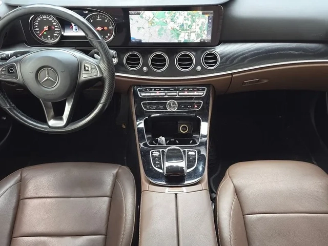 Mercedes-Benz E 220 D 4Matic - САМО 30% АВАНС - автомобили, коли, обяви за нови и употребявани 6