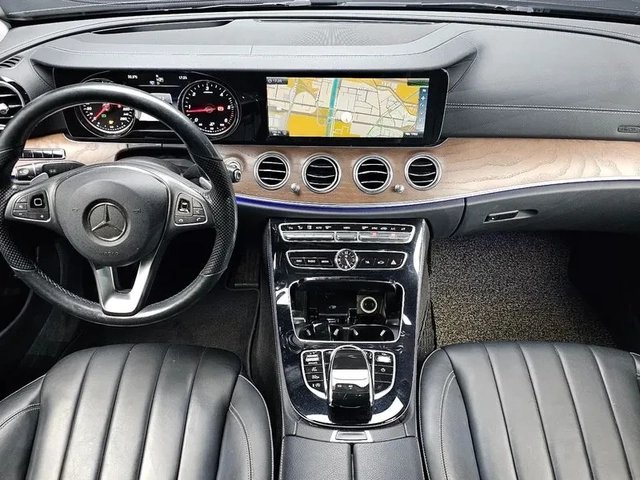 Mercedes-Benz E 220 D 4Matic - САМО 30% АВАНС - автомобили, коли, обяви за нови и употребявани 6