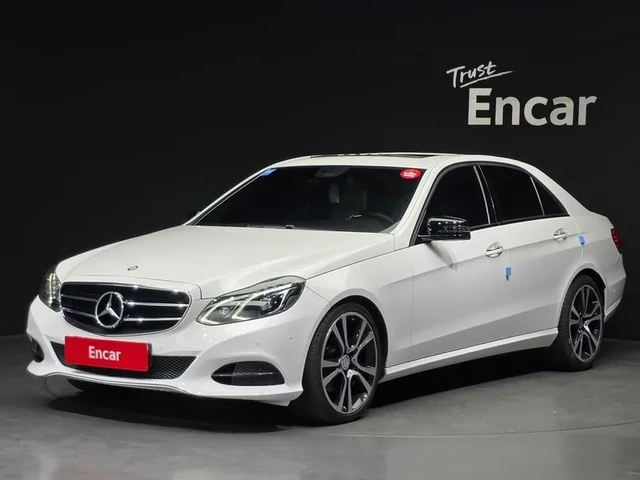 Mercedes-Benz E 220 Bluetech Avant Garde Sports - САМО 30% АВАНС - автомобили, коли, обяви за нови и употребявани 0