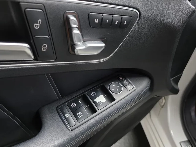 Mercedes-Benz E 220 Bluetech Avant Garde Sports - САМО 30% АВАНС - автомобили, коли, обяви за нови и употребявани 12