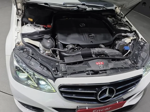 Mercedes-Benz E 220 Bluetech Avant Garde Sports - САМО 30% АВАНС - автомобили, коли, обяви за нови и употребявани 5