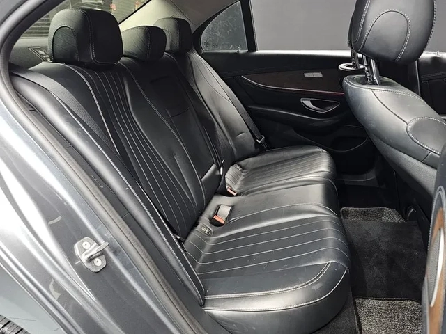 Mercedes-Benz E 220 D Exclusive - САМО 30% АВАНС - автомобили, коли, обяви за нови и употребявани 10