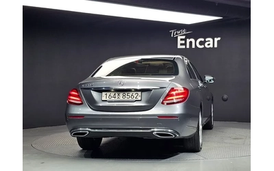 mercedes-benz-e-220 - 3